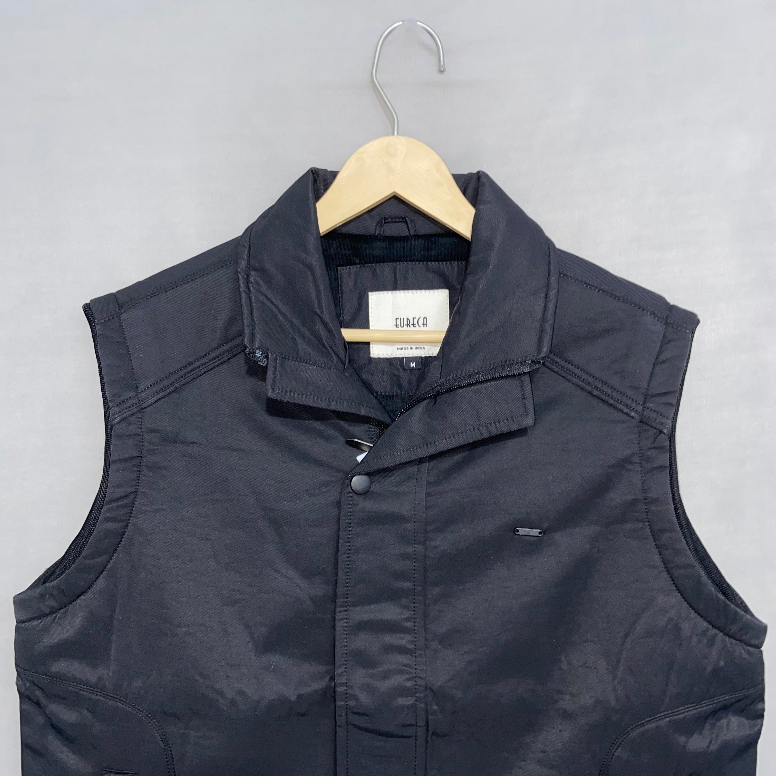 Eureca Men's Sleeveless Jacket